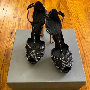 Alexander McQueen - 36.5 - NWB